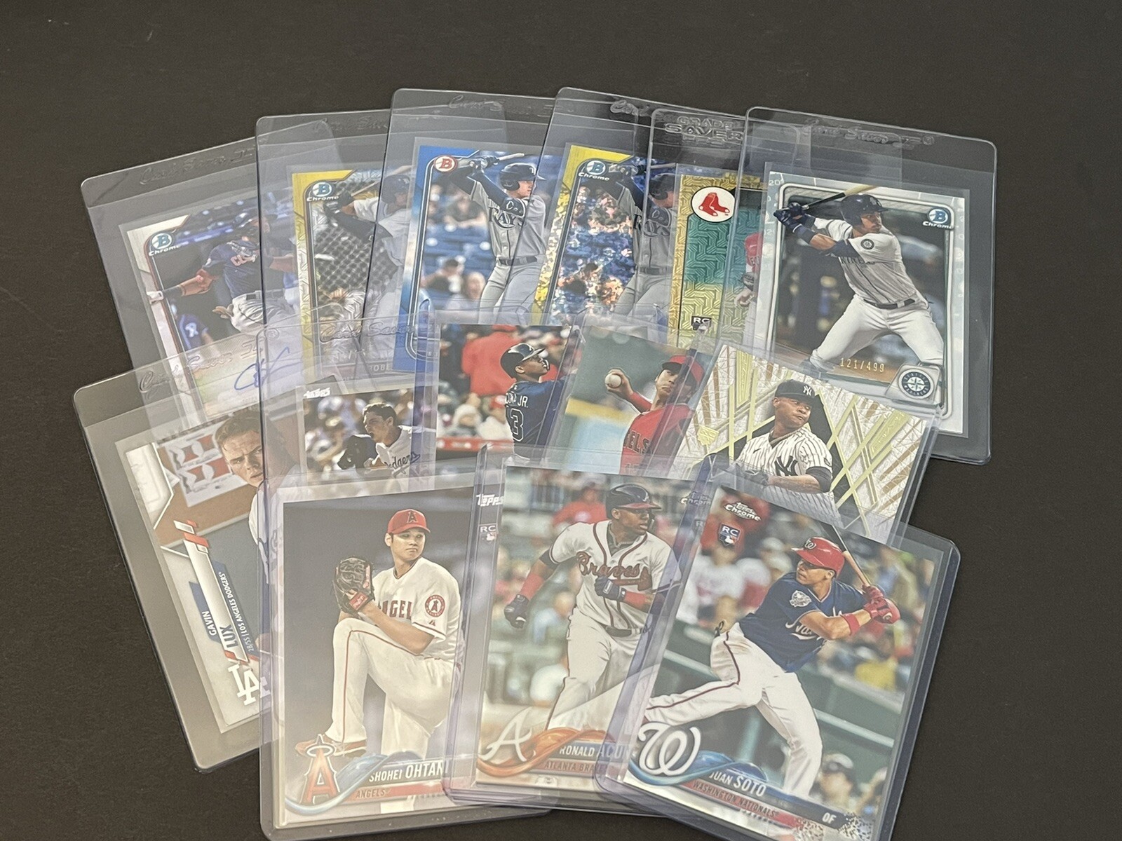 MLB Baseball Hot PacksThe Best15 Cards5 RookiesLook for 1/1Mem