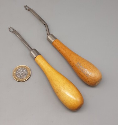 2 Vintage Rug Making Latch Hook Tools Wooden Handles -1 Marked Readicut ...