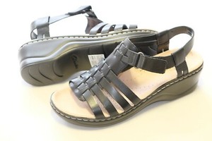 clarks ladies sandals size 3