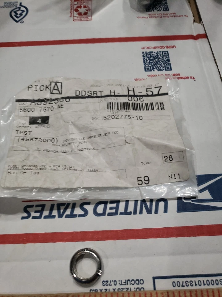 NUEVO OEM 2003-08 Dodge Ram 1500-3500 montaje de antena de radio tuerca cromada 56007570AE Foto 3 de 4