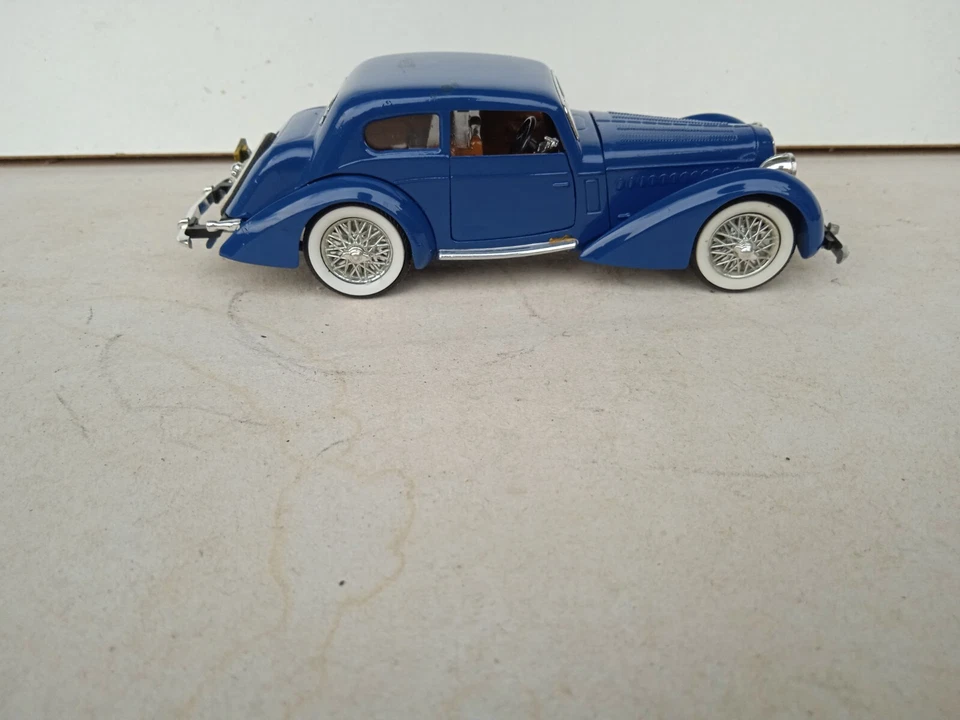MODELLINO AUTO RIO 1972 *DELAHAYE 135 M*  1938 - SCALA 1/43 - AZZURRA - Immagine 2 di 4