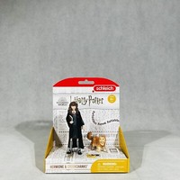 Schleich® 42635 Wizarding World Harry Potter - Hermine Granger & Krummbein