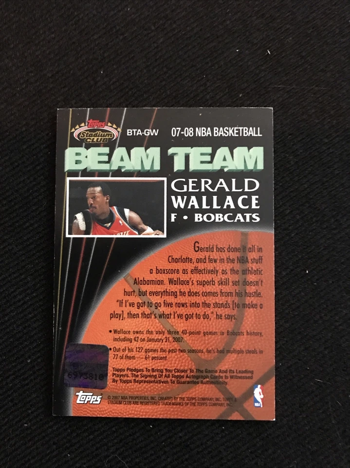 Autógrafo automático del equipo Gerald Wallace 2007-08 Topps Stadium Club Beam Foto 2 de 2