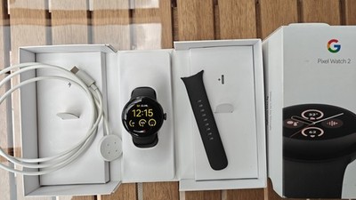 Google Pixel Watch 2 WiFi, Obsidian Black/Schwarz, 41 mm
