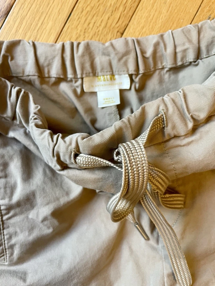 Pantalones deportivos para mujer Maeve Anthropologie caqui con rayas laterales únicas, S Foto 3 de 3