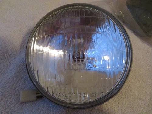 Suzuki NOS TC185 1976-1977 Headlight Seal Beam 35121-36630