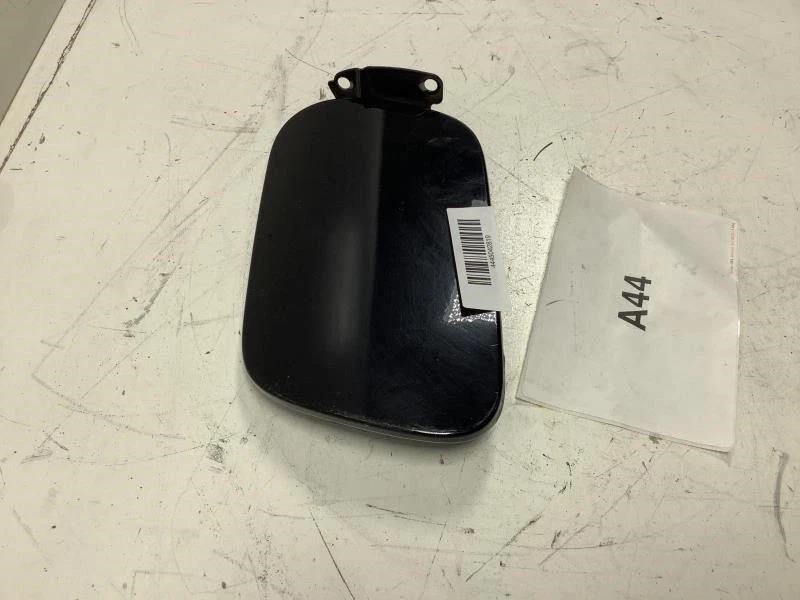 Volkswagen Touareg 2004 puerta de llenado de combustible OEM+ Foto 2 de 4