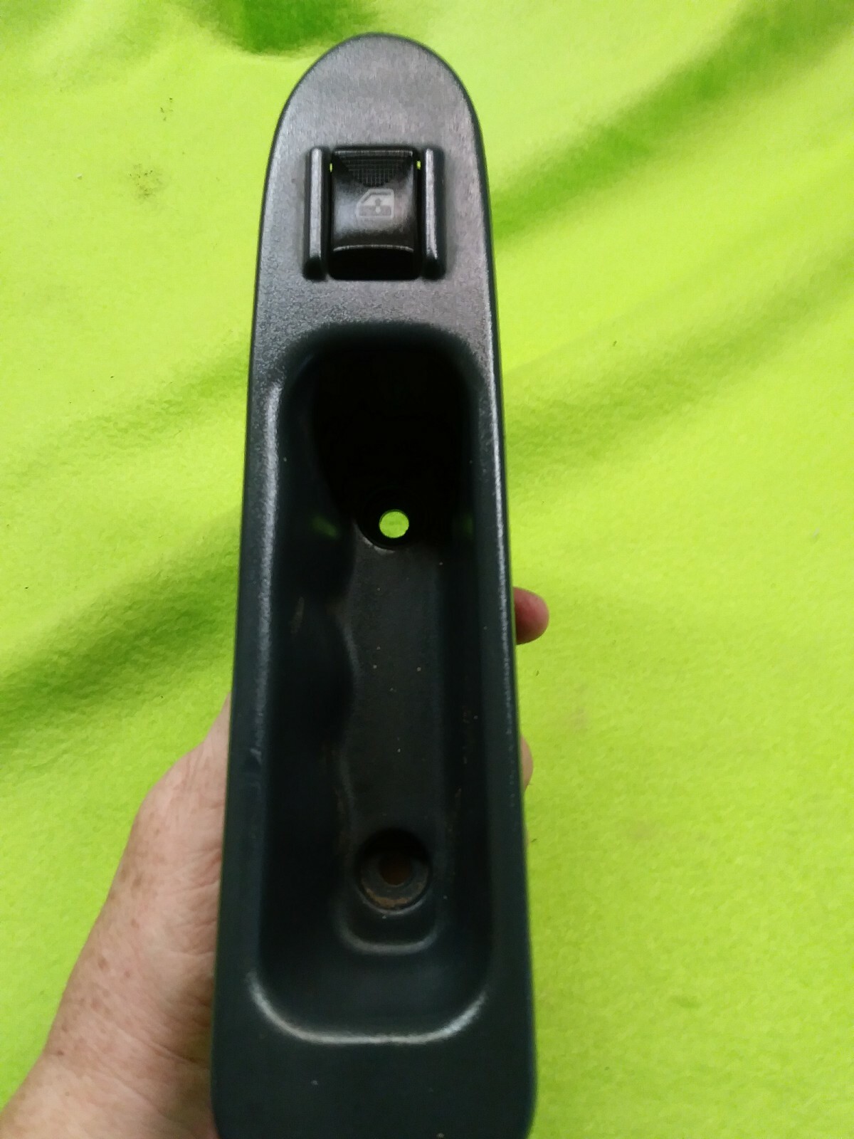 Picture 1 of 3