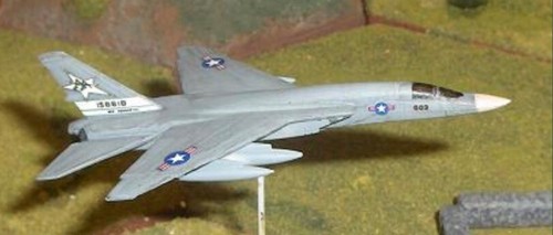 MIB Nichimo 1/300 RA-5C Vigilante Supersonic Recon Jet and A4F SKYHAWK Fighter - Picture 3 of 7