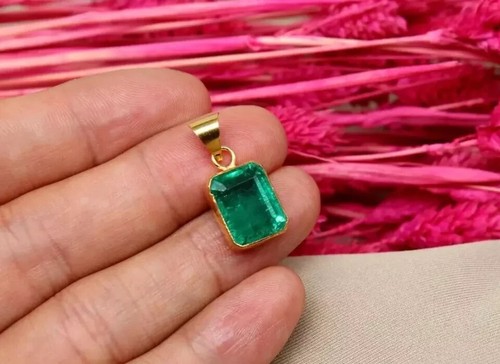 Natural Emerald Pendant 25 Ct Gift Silver Jewelry Gold Plated Birthstone Pendant - Picture 6 of 6