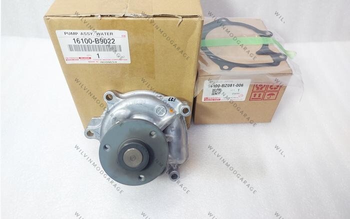 Genuine OEM Engine Water Pump Assy 16100-B9022 Fits 2011
