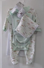Baby Unisex 0-3 Months White & Mint 7 Piece Starter Set Wrap & Comforter Layette
