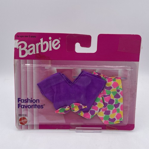 BARBIE FASHION FAVORITES SHIRT/TOP SHORTS OUTFIT MATTEL 68000-94 NEU IN VERPACKUNG 1996 MATTEL