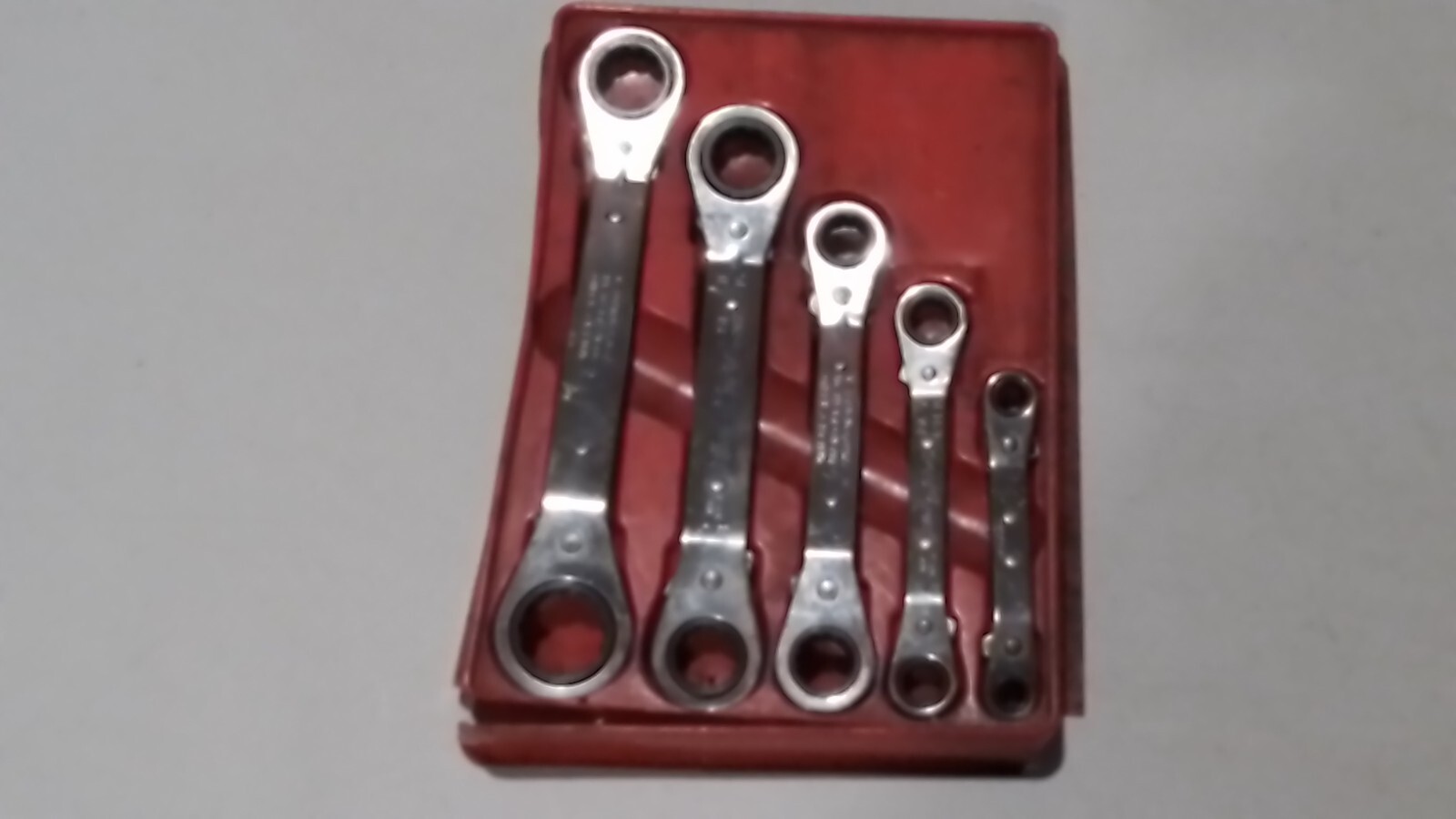 Bluepoint 5 PC Ratcheting Wrench Set 25 Degree Offset 12 Point for sale ...
