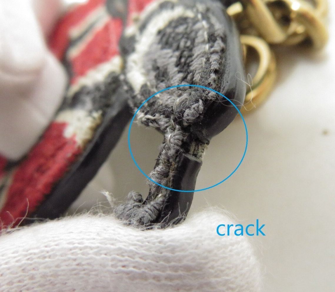 アクセサリー gucci snake charm Very Rare Repurposed Gucci Snake Interlocking GG Silver