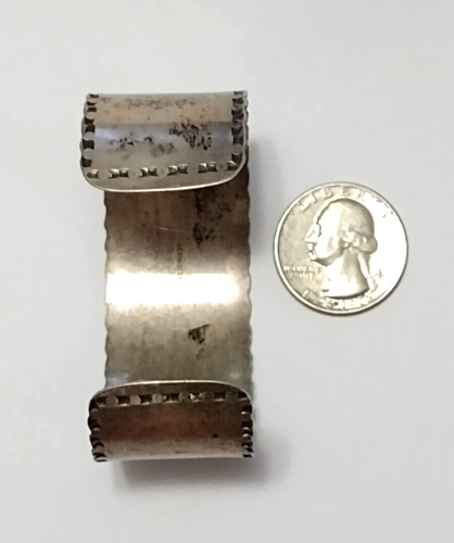 ! Beautiful Vintage LEVIN STER. BENN. Sterling Silver Etched 7.25" Cuff Bracelet - 第 7/8 張圖片