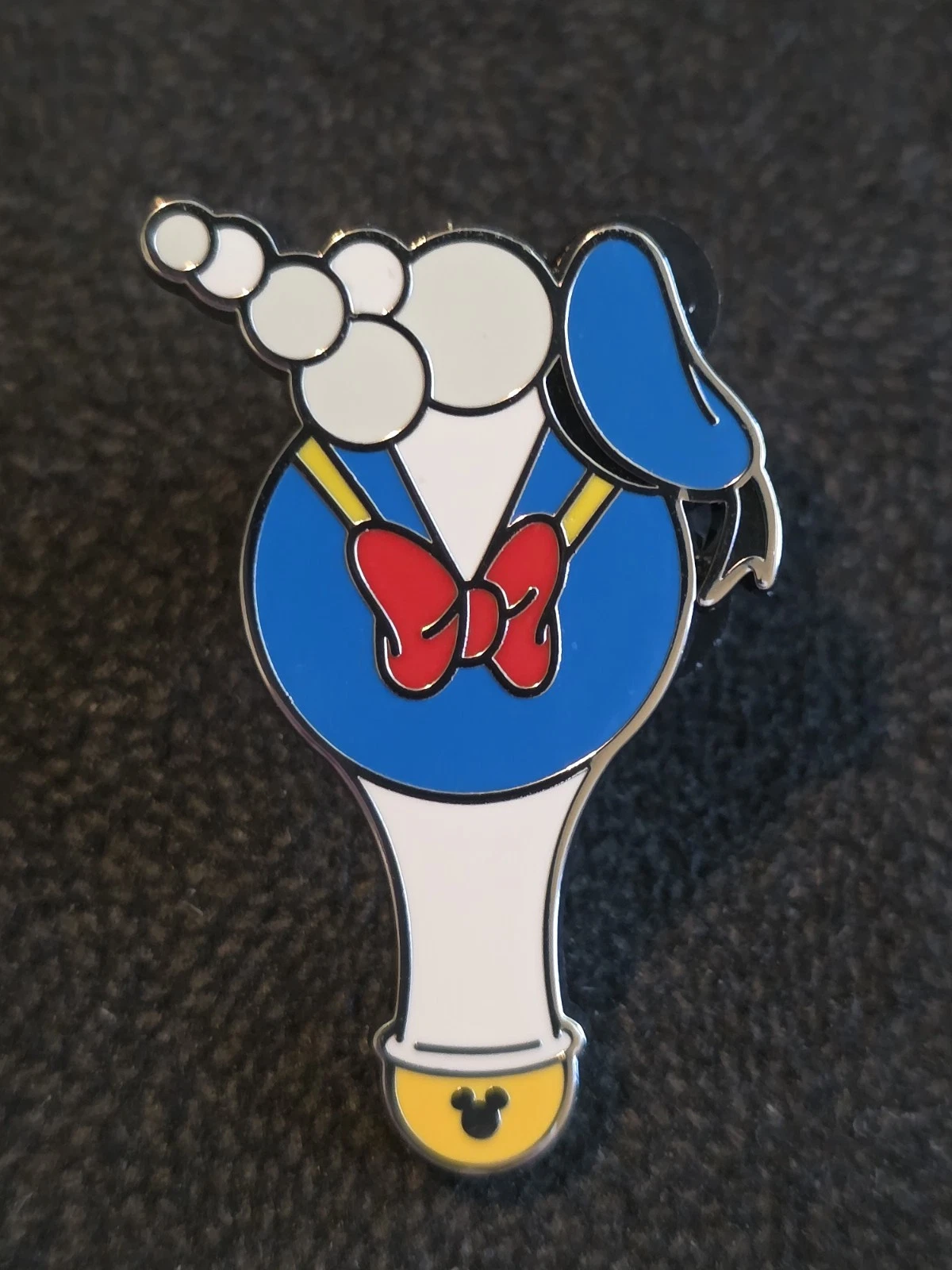 WDW Wave B 2025 Hidden Mickey Walt Disney World Donald Duck Bubble Wand Pin (28)