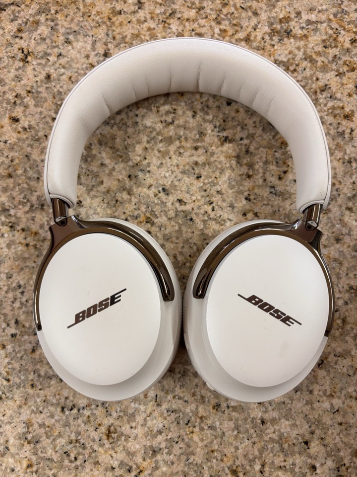 Cuffie Bose QuietComfort Ultra 2a generazione Driftwood Sand usate
