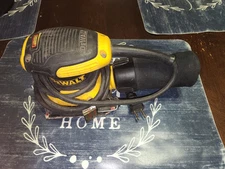 DEWALT DWE6411 120 VOLT CORDED ELECTRIC PALM SANDER 