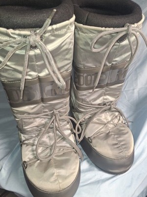 Tecnica Moon Boots The Original US Size Mens 11 Womens 12.5 EU 42/44 silver