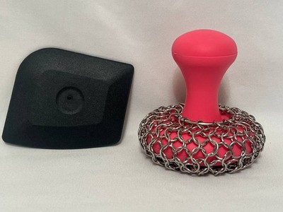 Cast Iron Chainmail Scrubber Skillet Cleaner with Handle and Scraper 2-Piece