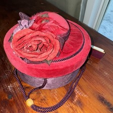 Red Hat Box -Bearington Collection-Style-1853