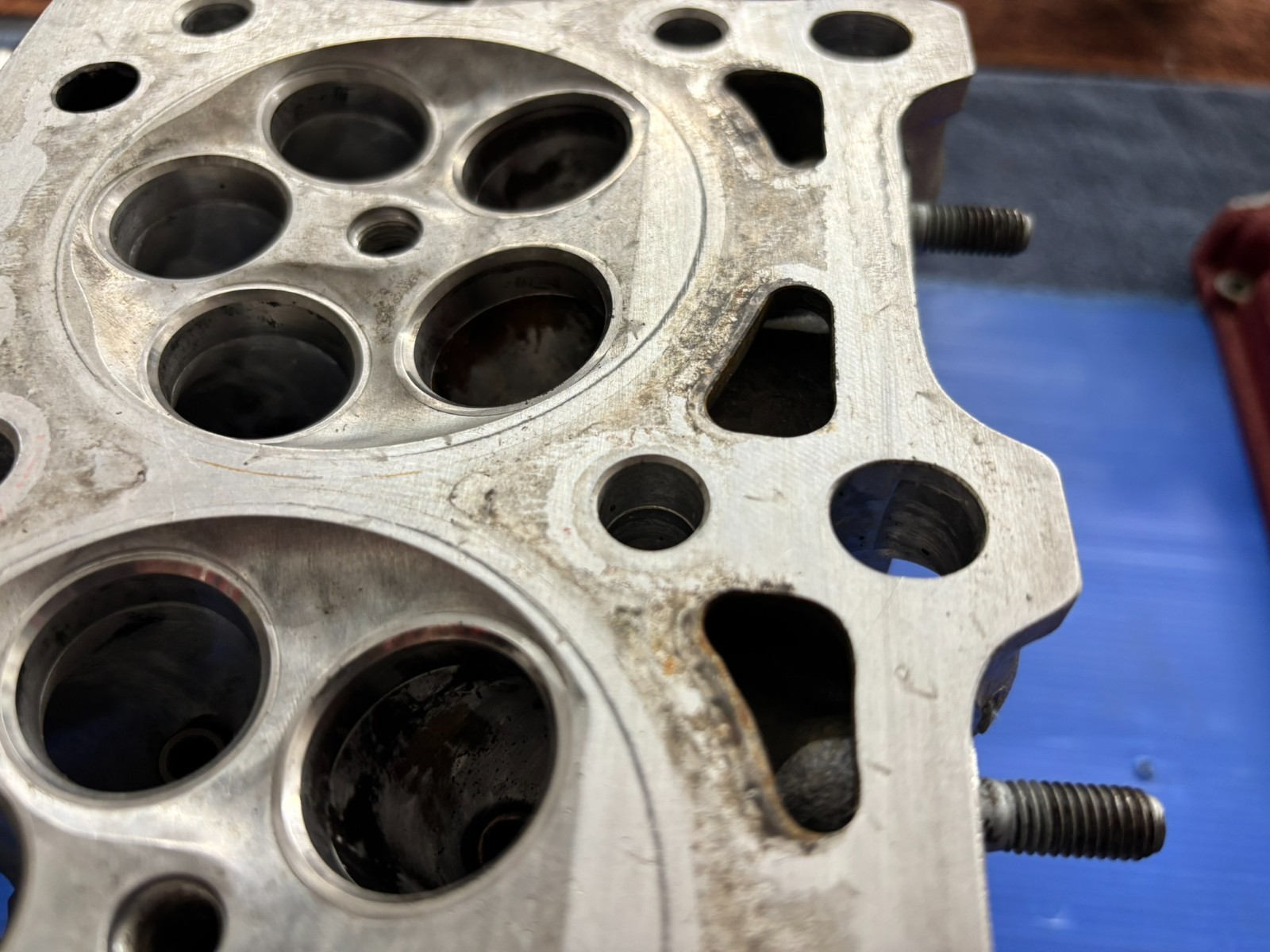 Ferrari F355 Left, right Cylinder heads Pair