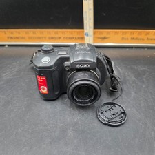 Vintage Sony Mavica MVC-CD500 5.0MP Digital Camera UNTESTED With Battery