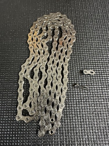 KMC X12 12-fach Kette silber 116 Glieder mit Hauptglied Großpackung - Bild 1 von 2