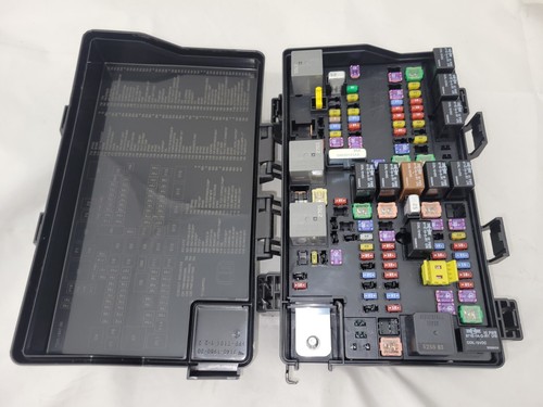 OEM 16-17 For Jeep Grand Cherokee Fuse Box Relay Module 68251626AB - Picture 2 of 5