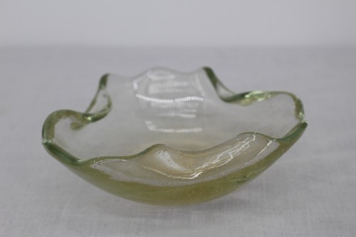 Vintage MCM Ashtray Trinket Tray Dish Clear Gold Flecked Art Glass - Picture 3 of 8