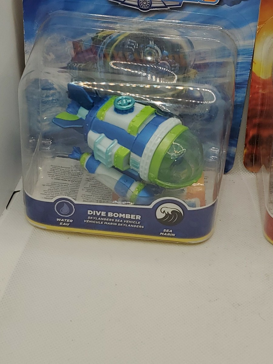 SKYLANDERS Superchargers Dive Bomber and Burn Cycle Brand