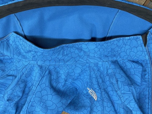 Women's Medium North Face Blue Floral Soft Shell Jacket TNFAPEX - Picture 21 of 24