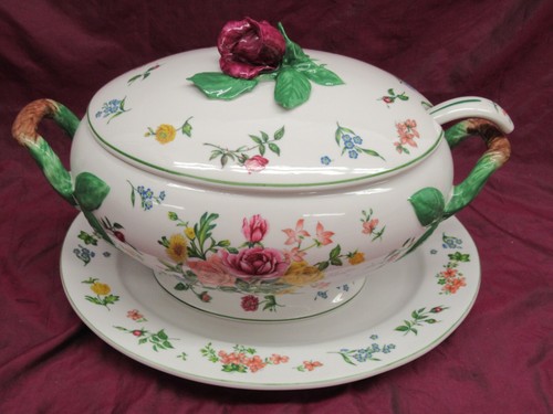 Franklin Mint 1988 La Soupiere Provencal Le Cordon Bleu soup tureen, underplate