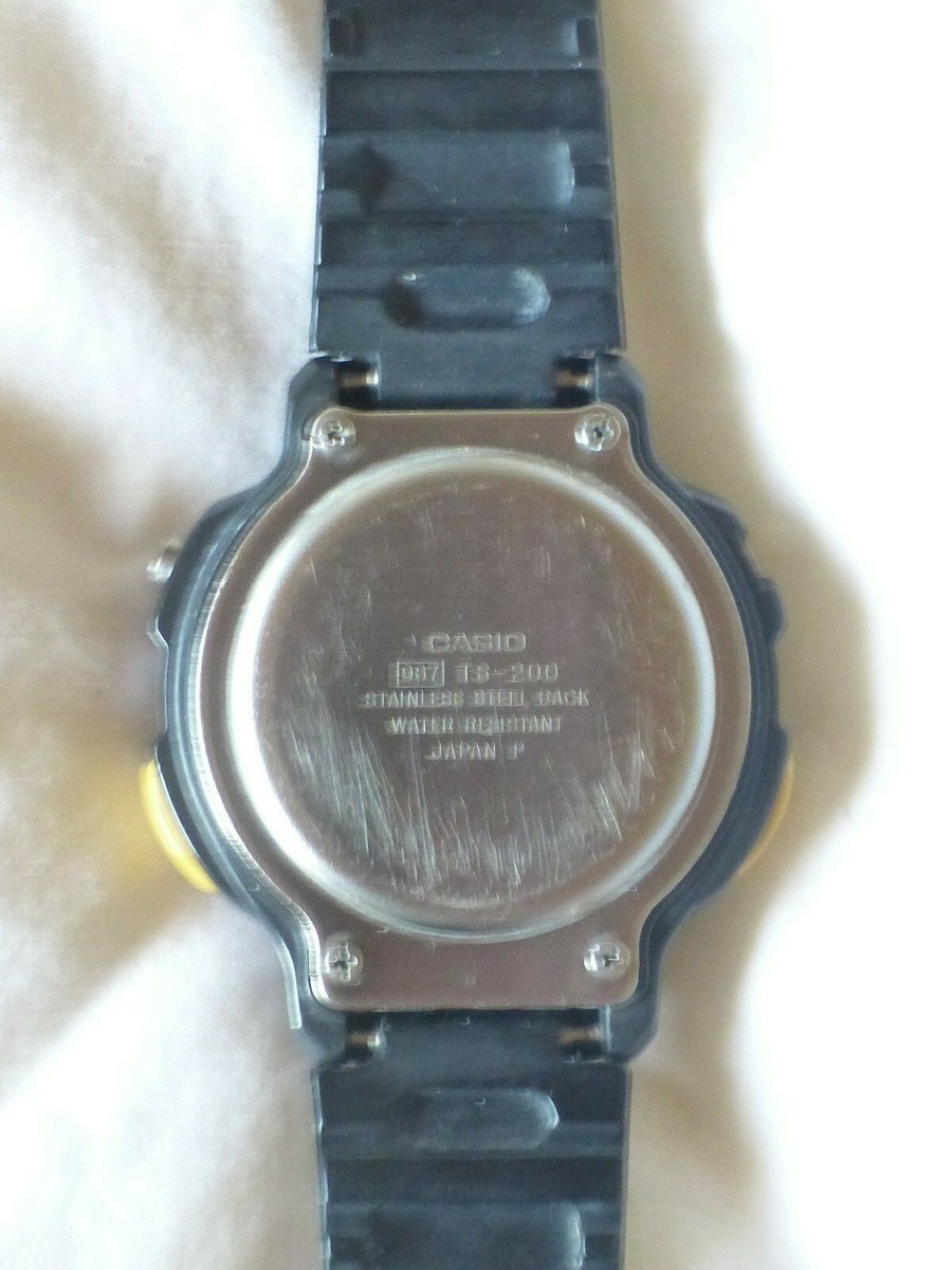 Casio TS-200 Thermometer World time Watch Mod 997 1980s Casio TS-200 Thermometer World time Watch Mod 997 1980s
