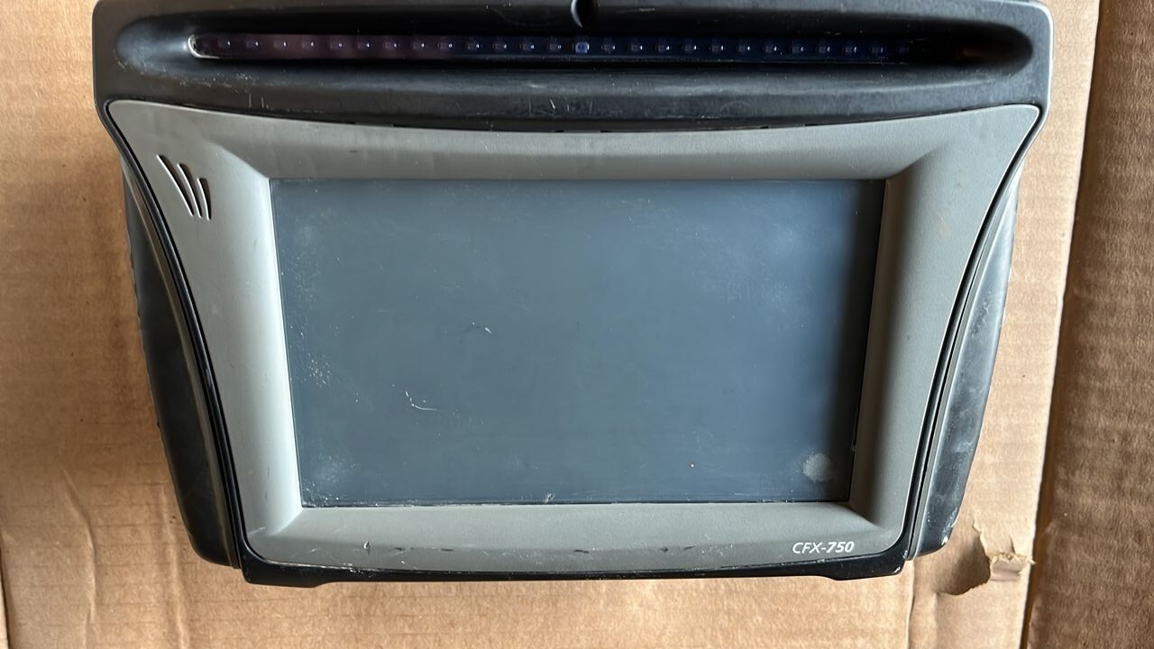 Picture 8 of 24