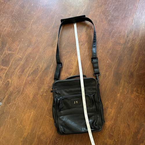 Borsa a tracolla uomo Tumi Alpha Bravo in pelle nera Napa tracolla imbottita - Foto 12 di 17
