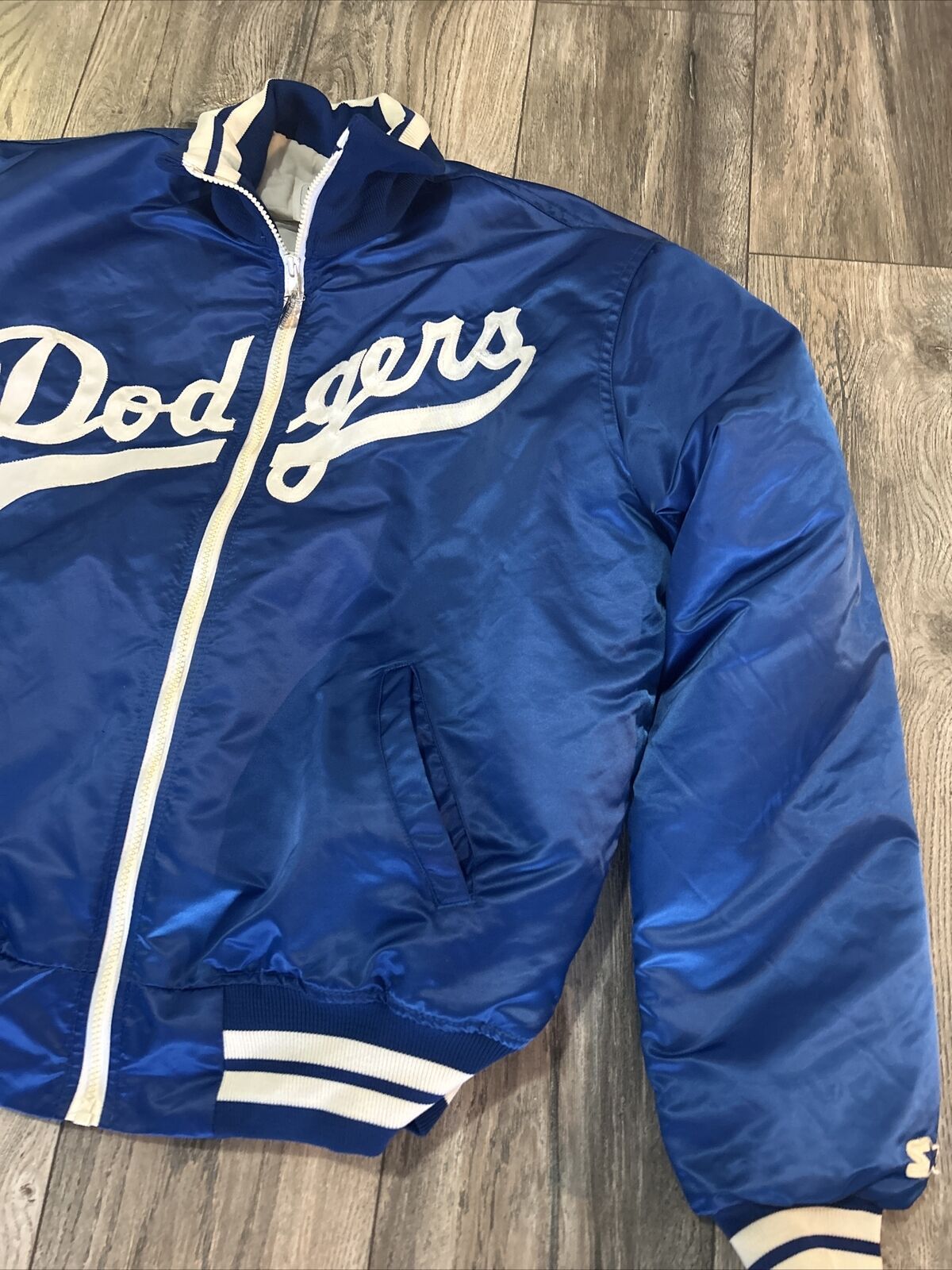 Starter Los Angeles Dodgers Satin Full-Snap Jacket M / Black Mens Sportswear