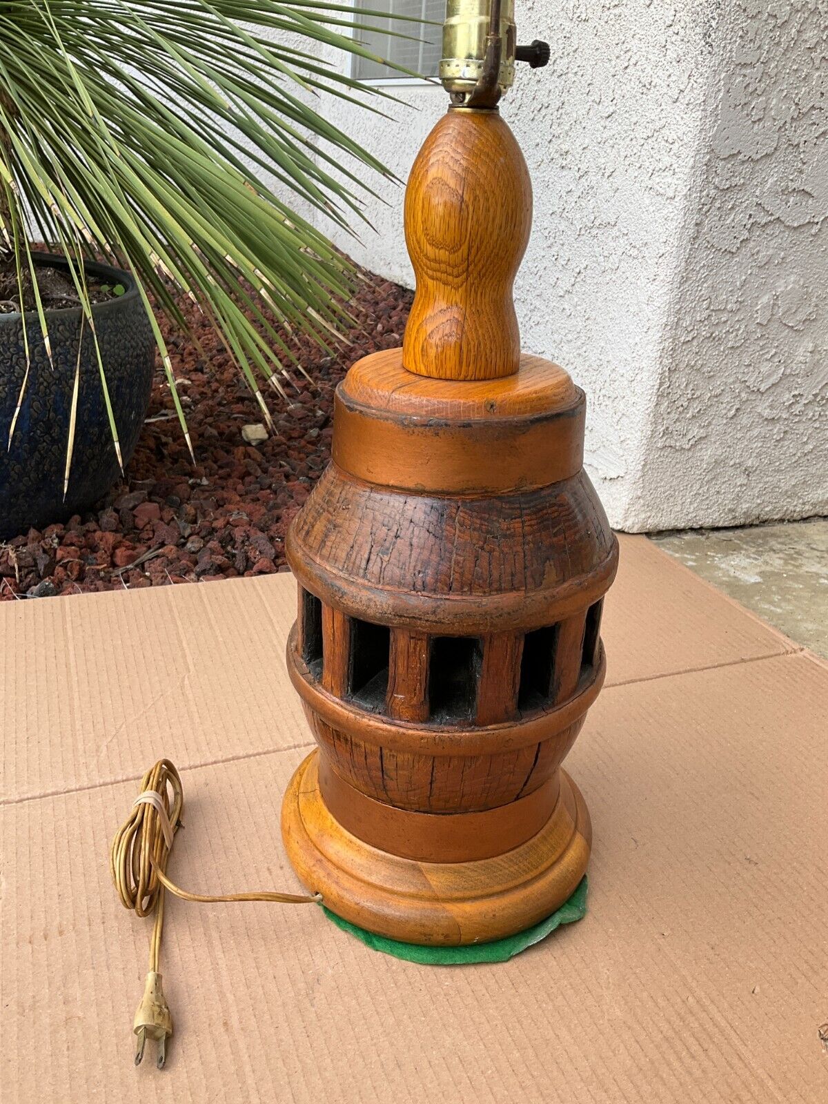 Picture 1 of 5