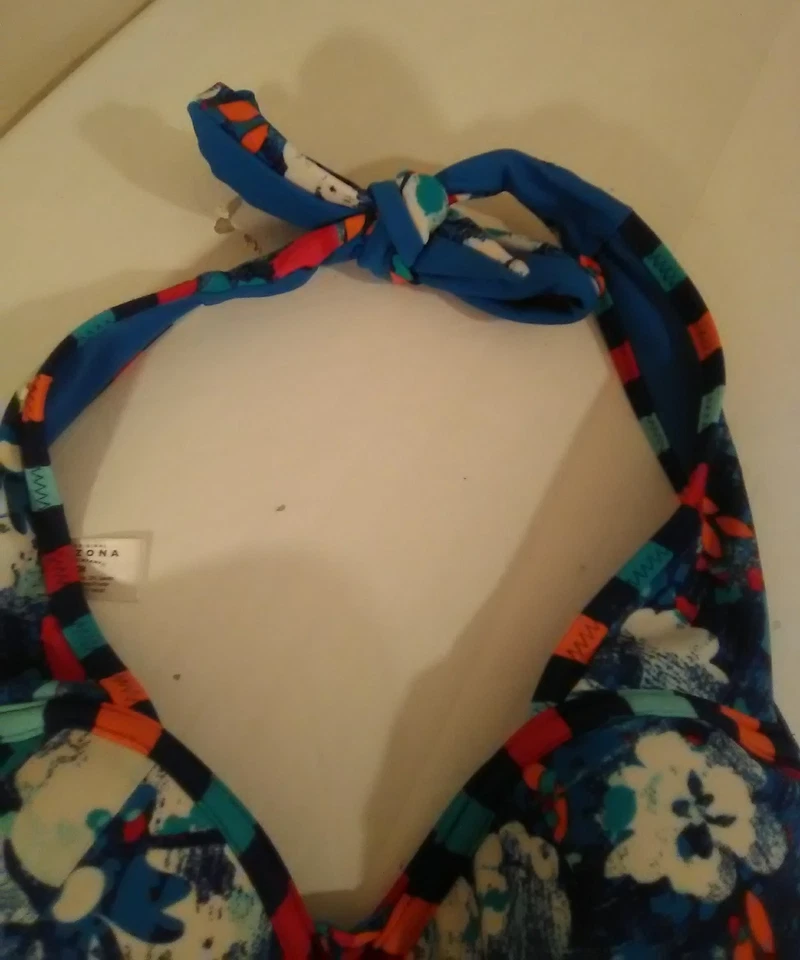 Top de bikini Arizona azul hawaiano floral multicolor halter traje de baño juego acuático Foto 3 de 4