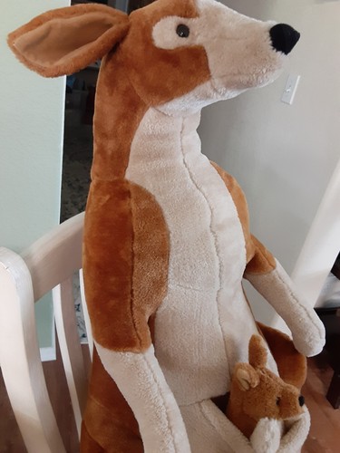 Large Mama Kangaroo with Joey Size 33" Melissa & Doug Plush Stuffed VERY CLEAN!! - Picture 8 of 24