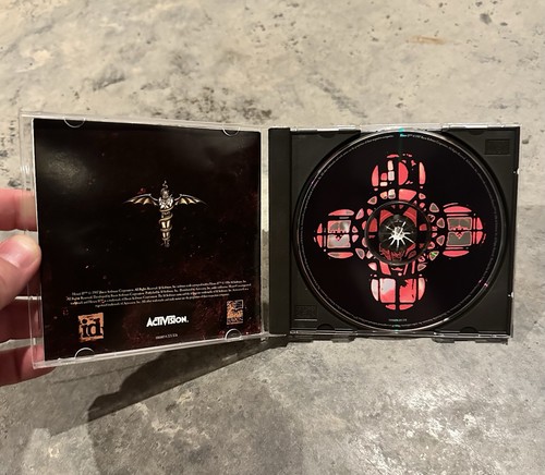 Hexen II 2 Computer Video Game PC CD-ROM 1997 Complete CIB w/ Manual Clean - Picture 3 of 4