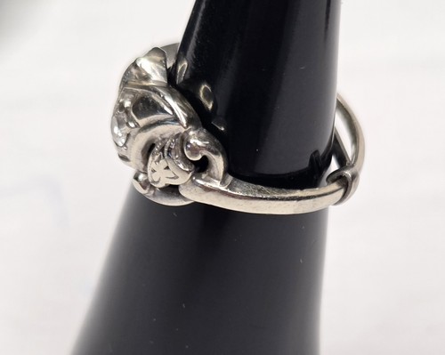 14K White Gold Art Deco Ring 2.43 Grams Size 3.75 Approx .15 CT Diamond - Picture 3 of 14