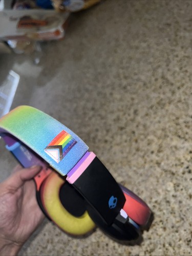 Skullcandy Crusher Evo Cuffie wireless per bassi e suoni personali - Pride/Rainbow - Foto 6 di 7