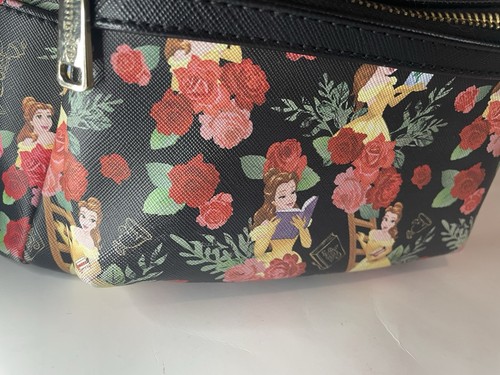 Mini Mochila Loungefly Disney La Bella y la Bestia Bella Negra Rosas Usada en Excelente Condición - Imagen 3 de 9