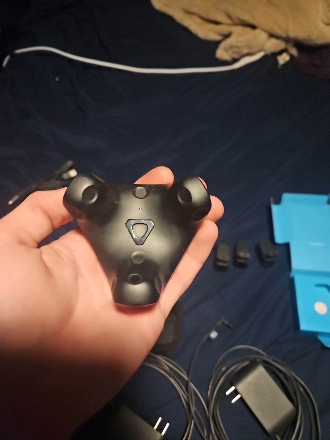 3 - HTC Vive 3.0 Trackers 2 - 1.0 Base Stations 2 Wall Mounts And 3 Straps