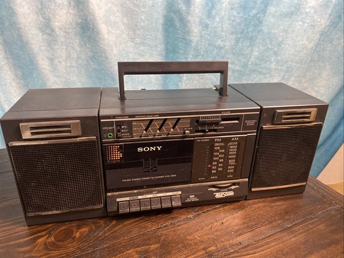 Sony CFS-3000 AM FM Stereo Radio Cassette Recorder Boombox *READ - Picture 12 of 16