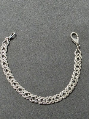 Estate  - Silver Tone Chain Link Braclet - Dainty And Fashionable - Item 297