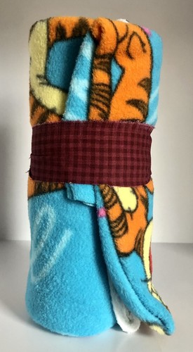 VTG 58” x 21” Disney Tigger Bounce Blue Fleece Fabric Winnie The Pooh #CP10393 - Picture 3 of 12