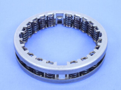 New Genuine Mopar Undredrive Piston Spring OE 04799101
